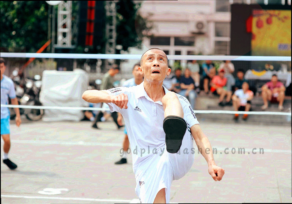 顶部一条状态条与下方明细列表上下对应的两段式信息图